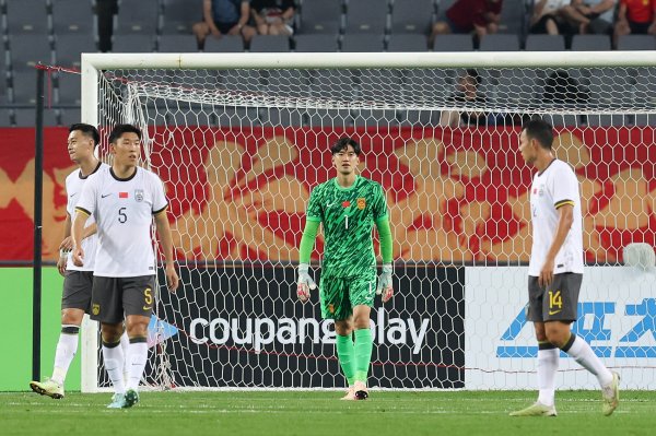 津媒谈国足0-3韩国：中超节奏实在太慢，国脚难“平移”职业联赛  表现