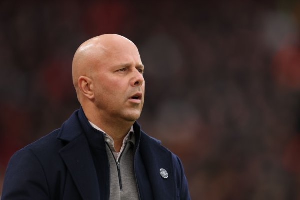 电讯报：利物浦虽然阵形    强大，但斯洛特如何打造更好的队伍  是应战